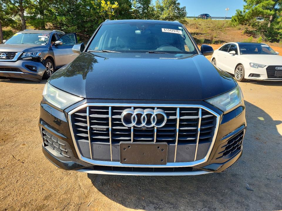 2020 Audi Q7 VIN WA1LXAF73LD002562 COPART salvage auction — MINOR DENT/SCRATCHES, Sc - Certificate Of Title (P), sold $15,400 on 2026-08-25 (photo 5)