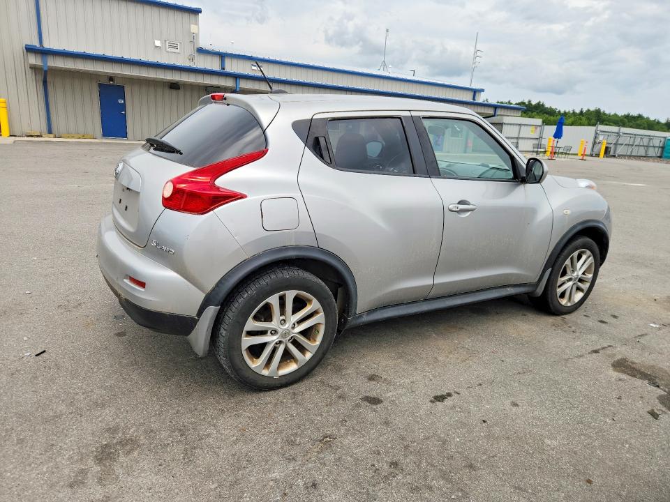 2011 Nissan Juke VIN JN8AF5MV7BT019981 COPART salvage auction — NORMAL WEAR, Me - Certificate Of Title, sold $1,100 on 2026-07-10 (photo 3)
