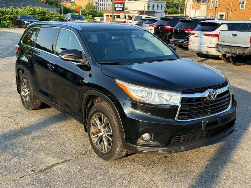 2016 Toyota Highlander VIN 5TDJKRFH1GS245106 COPART salvage auction — MINOR DENT/SCRATCHES, Ny - Certificate Of Title (P), sold $10,100 on 2026-07-22 (photo 4)