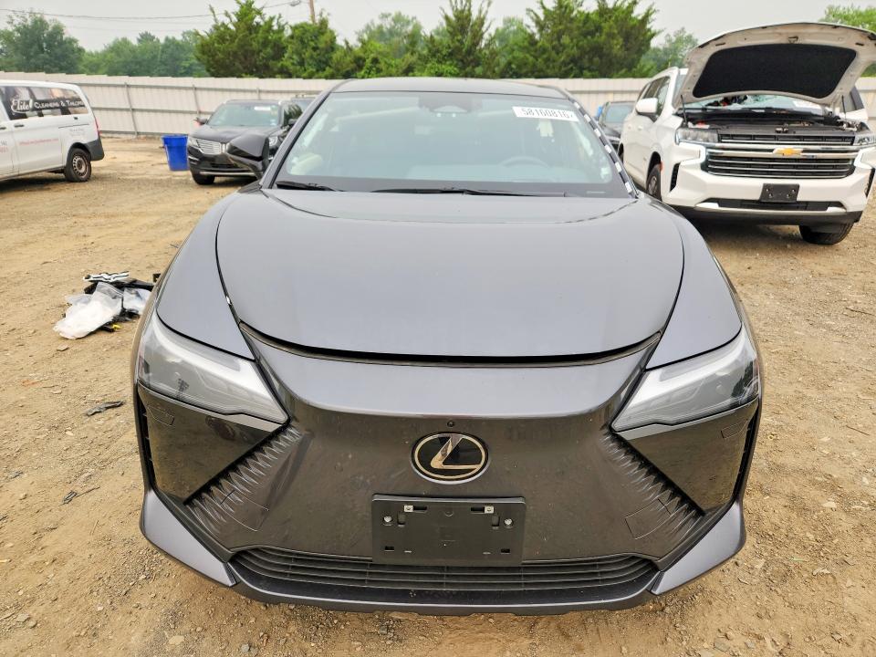 2025 Lexus Rz VIN JTJAAAAB7SA030422 COPART salvage auction — SIDE, NJ - CERT OF TITLE-SALVAGE, sold $14,400 on 2026-08-24 (photo 5)
