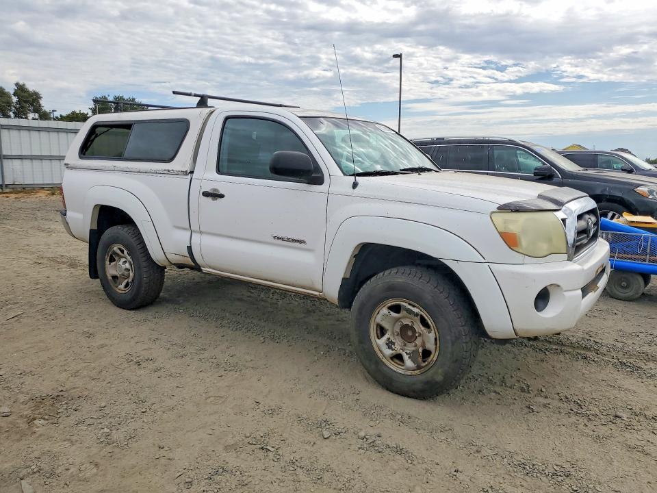 2006 Toyota Tacoma VIN 5TENX62N56Z301434 COPART salvage auction — REAR END, Ca - Dis/Dlr/Exp Only Clean Title, sold $2,150 on 2026-07-21 (photo 4)
