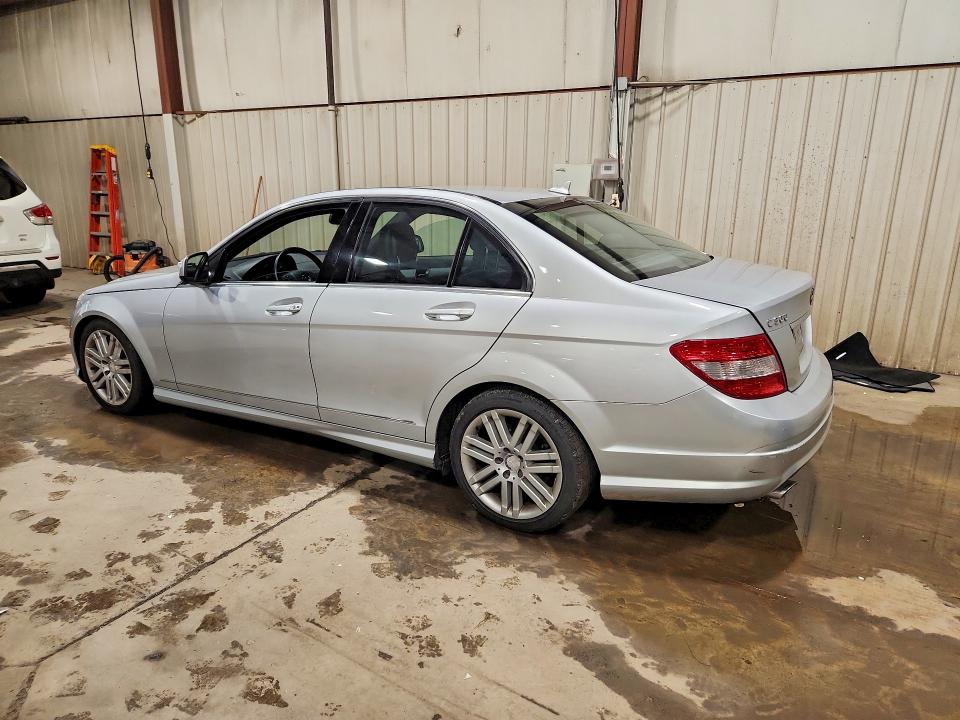 2009 Mercedes-benz C-klasse VIN WDDGF81X39R049280 COPART salvage auction — WATER/FLOOD, PA - CERT OF SALVAGE-W=FLOOD VEH, sold $550 on 2026-07-24 (photo 2)