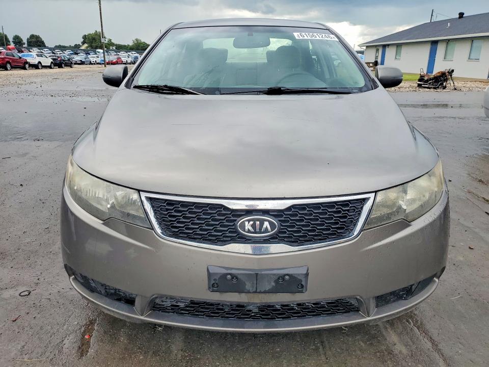 2011 Kia Forte VIN KNAFU4A21B5465976 COPART salvage auction — REAR END, MO - CERTIFICATE OF TITLE, sold $90 on 2026-07-27 (photo 5)