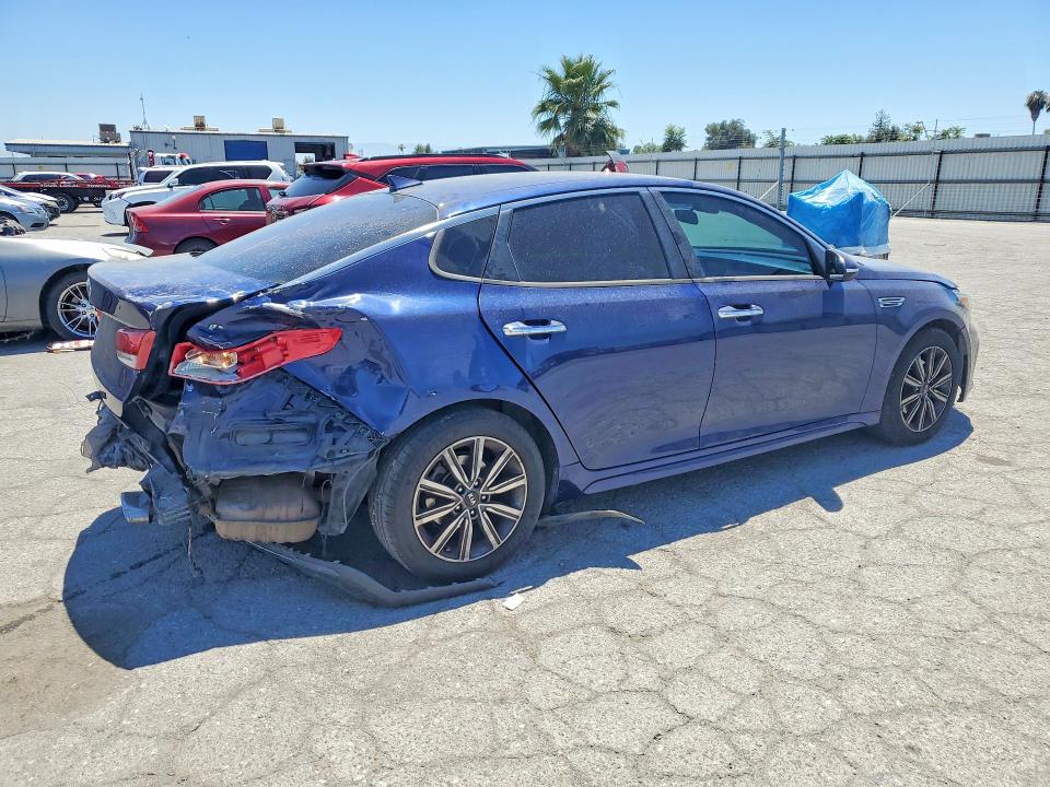 2019 Kia Optima VIN 5XXGT4L3XKG371221 COPART salvage auction — REAR END, Ca - Non-Repairable Vehicle Cert, sold $1,400 on 2026-08-21 (photo 3)