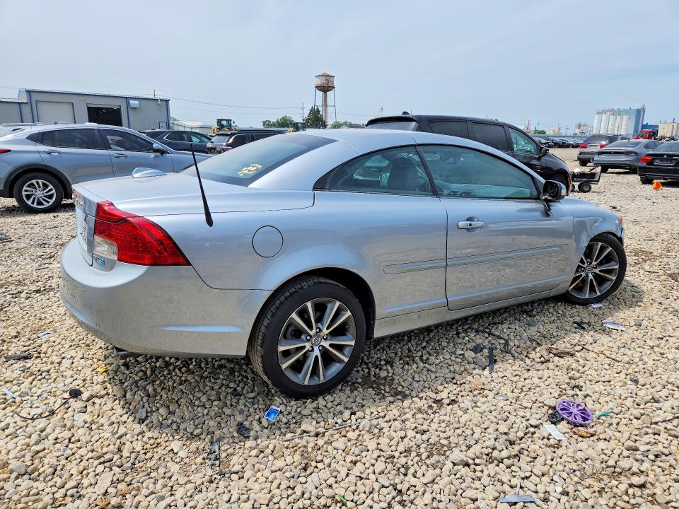 2012 Volvo C70 VIN YV1672MCXCJ125019 COPART salvage auction — FRONT END, Il - Salvage Certificate, sold $375 on 2026-08-12 (photo 3)