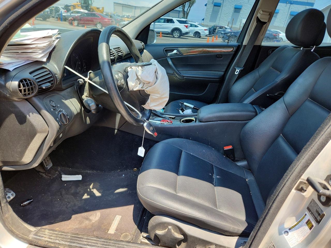 2007 Mercedes-benz C class VIN WDBRF52H47F928034 COPART salvage auction — Front End, St - Salvage Title, sold $275 on 2026-08-20 (photo 7)