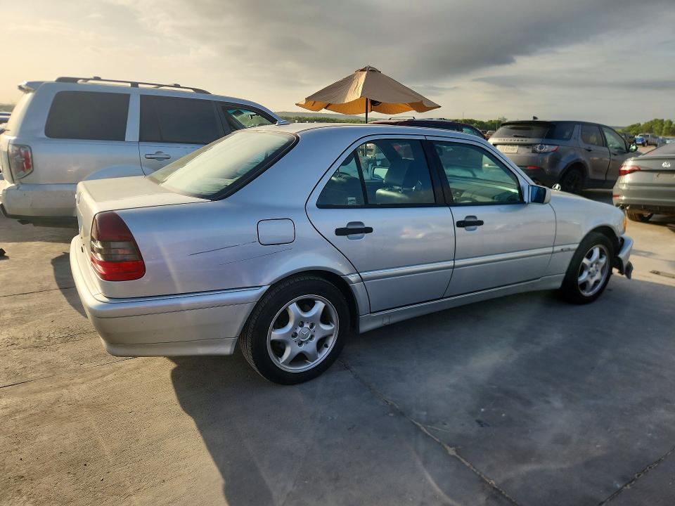 2000 Mercedes-benz C class VIN WDBHA29G7YA845685 COPART salvage auction — FRONT END, TX - CERTIFICATE OF TITLE, sold $525 on 2026-08-24 (photo 3)