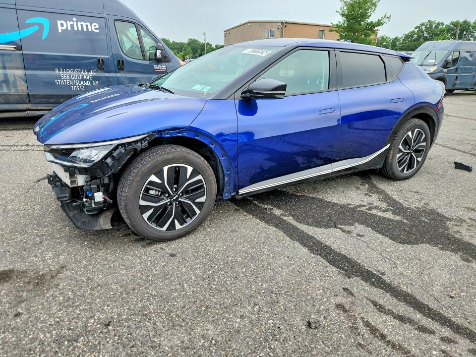 2024 Kia Ev6 VIN KNDC34LA2R5214195 COPART salvage auction — FRONT END, NY - CERTIFICATE OF TITLE, sold $4,300 on 2026-07-22 (photo 1)