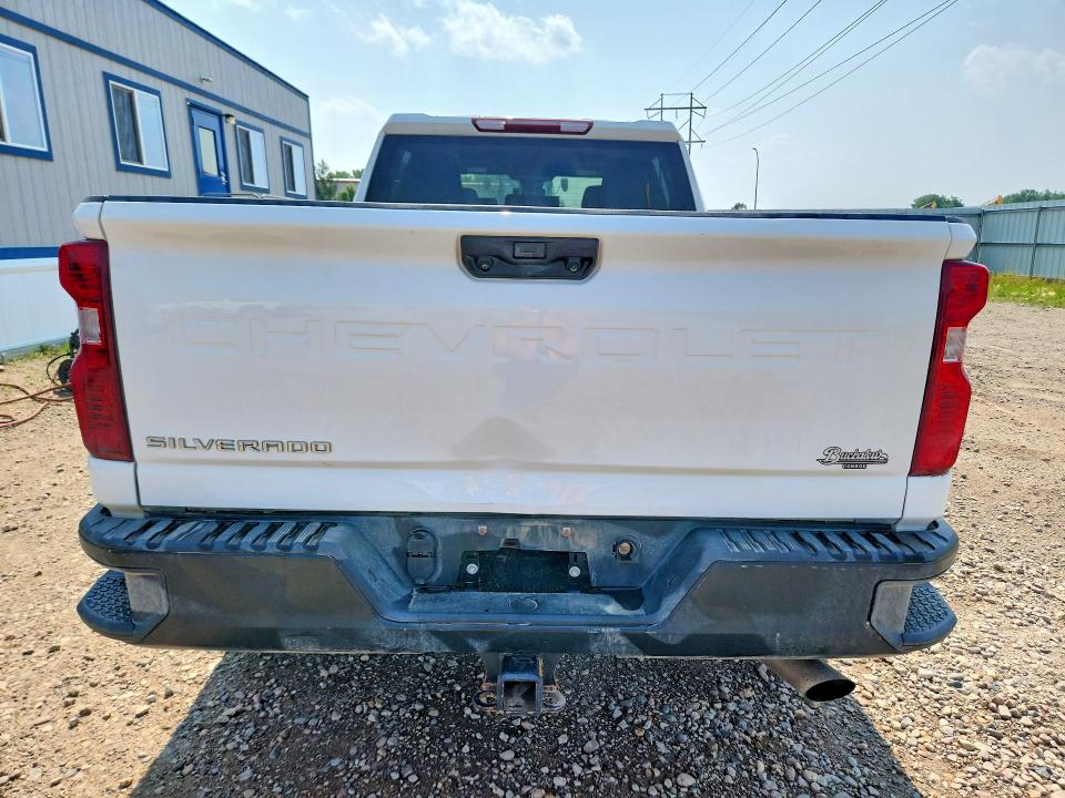 2024 Chevrolet Silverado 2500 VIN 2GC1YLE77R1212402 COPART salvage auction — MINOR DENT/SCRATCHES, ND - CERTIFICATE OF TITLE FOR A VEH, sold $21,750 on 2026-07-28 (photo 6)