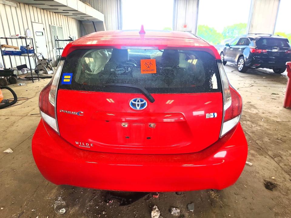 2016 Toyota Prius c VIN JTDKDTB39G1131955 COPART salvage auction — FRONT END, Wi - Junked Vehicle Bill Of Sale, sold $400 on 2026-07-20 (photo 6)