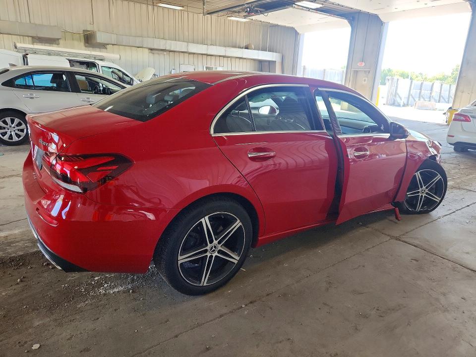 2019 Mercedes-benz A-klasse VIN WDD3G4FB1KW034821 COPART salvage auction — FRONT END, Wi - Certificate Of Title, sold $3,500 on 2026-07-27 (photo 3)