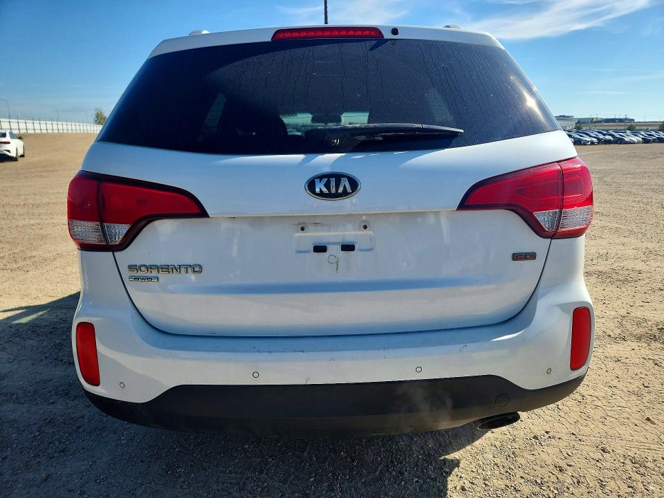 2015 Kia Sorento VIN 5XYKTCA63FG567391 COPART salvage auction — MECHANICAL, Ab - Bos - Active, sold $1,350 on 2026-07-09 (photo 6)