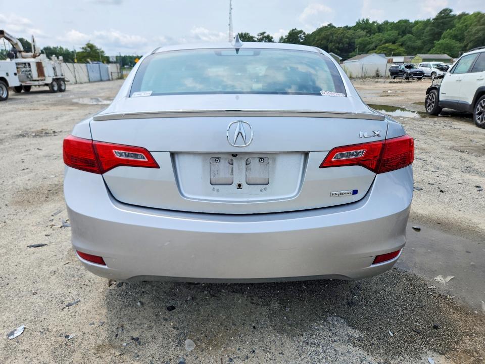 2013 Acura Ilx VIN 19VDE3F79DE302336 COPART salvage auction — NORMAL WEAR, Md - Certificate Of Title, sold $725 on 2026-09-01 (photo 6)