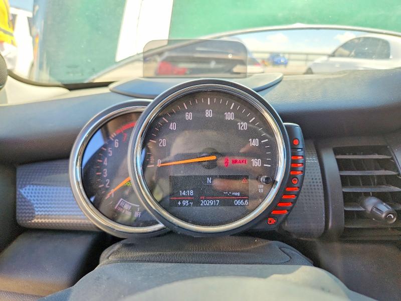 2015 Mini Cooper VIN WMWXM5C55F3A04673 COPART salvage auction — MECHANICAL, Nv - Certificate Of Title, sold $325 on 2026-07-30 (photo 9)