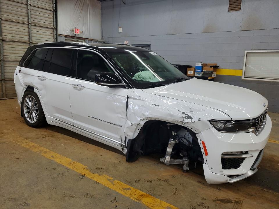 2022 Jeep Grand cherokee VIN 1C4RJYE61N8755991 COPART salvage auction — FRAME DAMAGE, Tn - Certificate Of Title, sold $19,500 on 2026-07-29 (photo 4)