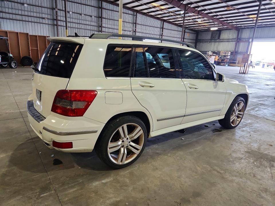 2012 Mercedes-benz Glk-class VIN WDCGG5GB7CF748609 COPART salvage auction — MINOR DENT/SCRATCHES, Ga - Certificate Of Title, sold $1,250 on 2026-08-10 (photo 3)