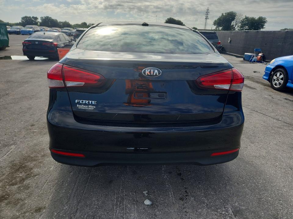 2017 Kia Forte VIN 3KPFK4A75HE110973 COPART salvage auction — MINOR DENT/SCRATCHES, Fl - Certificate Of Title, sold $1,443 on 2026-07-04 (photo 6)