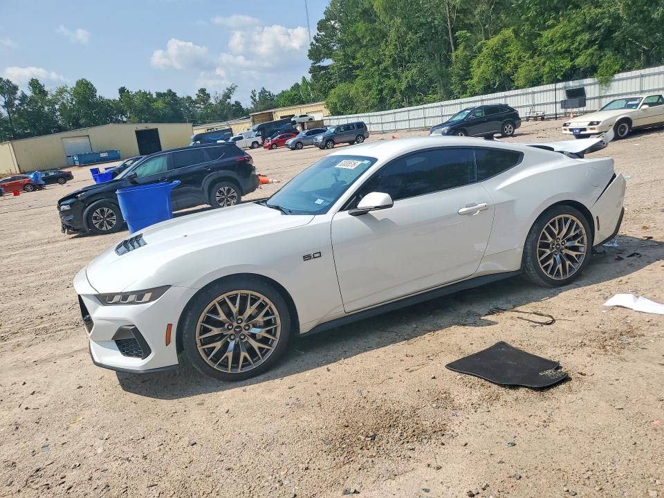 2024 Ford Mustang VIN 1FA6P8CF3R5430793 — COPART salvage auction photo