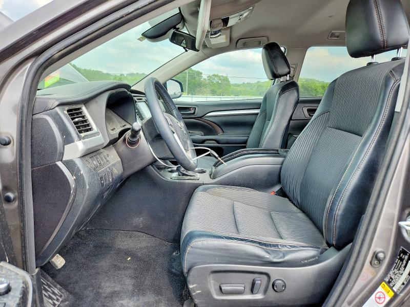 2018 Toyota Highlander VIN 5TDBZRFH5JS812280 COPART salvage auction — FRONT END, Tx - Salvage Vehicle Title, sold $6,400 on 2026-07-27 (photo 7)