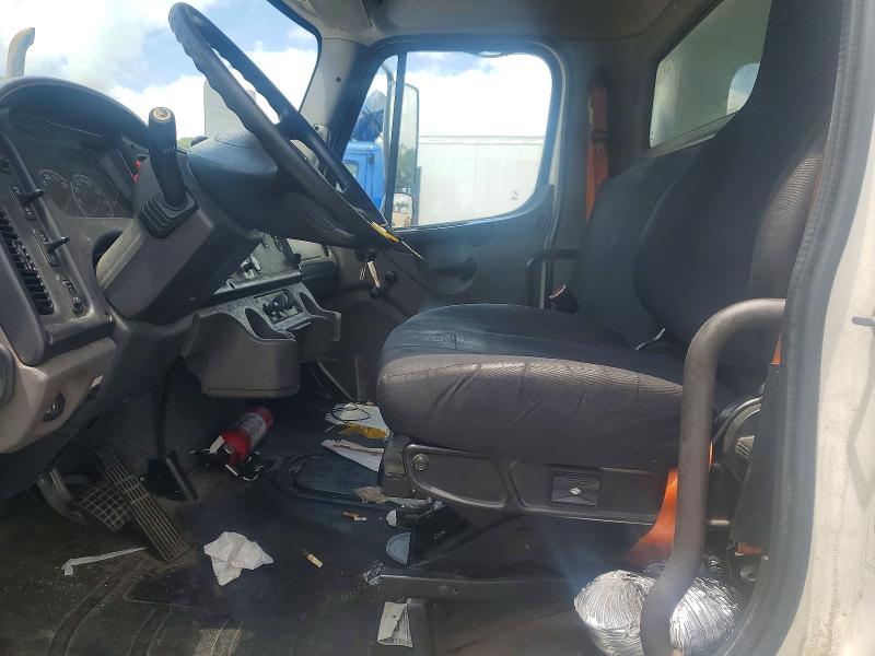 2020 Freightliner M2 VIN 3ALACWFC4LDLY1920 COPART salvage auction — MINOR DENT/SCRATCHES, AZ - CERT OF TITLE - SALVAGE, sold $8,600 on 2026-08-06 (photo 7)