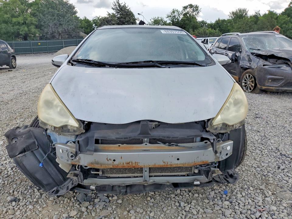 2013 Toyota Prius c VIN JTDKDTB34D1541154 COPART salvage auction — FRONT END, TN - SALVAGE CERTIFICATE, sold $225 on 2026-07-30 (photo 5)