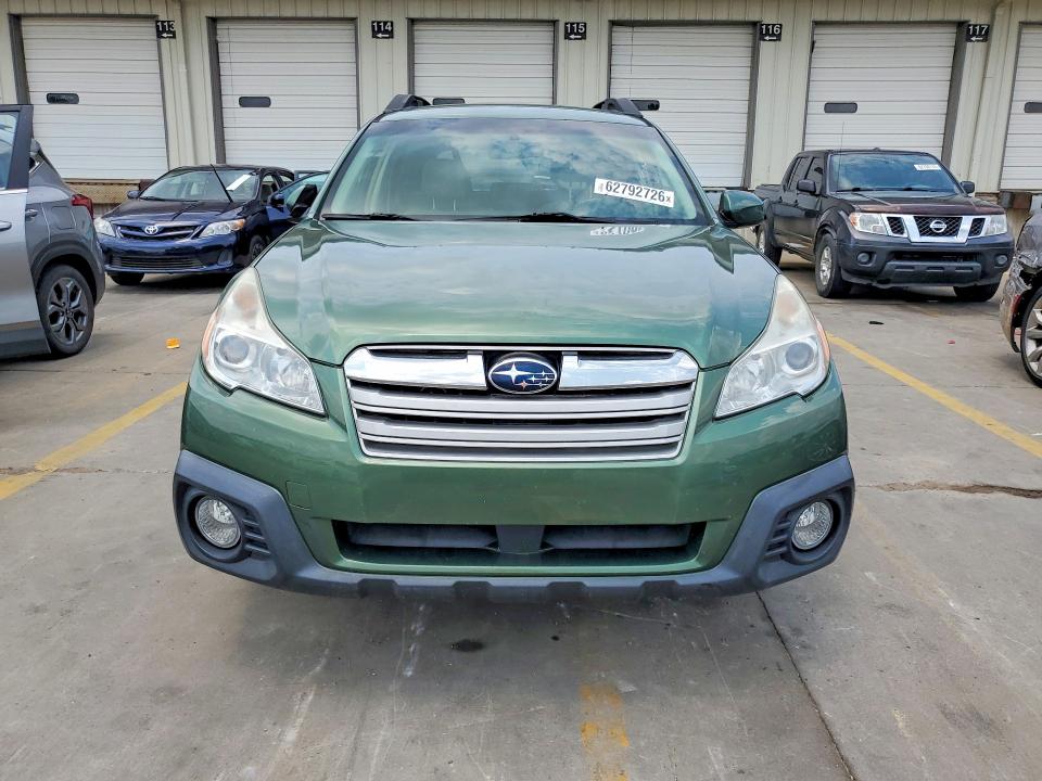 2014 Subaru Outback VIN 4S4BRBCC6E3284364 COPART salvage auction — MINOR DENT/SCRATCHES, Oh - Certificate Of Title, sold $950 on 2026-09-02 (photo 5)