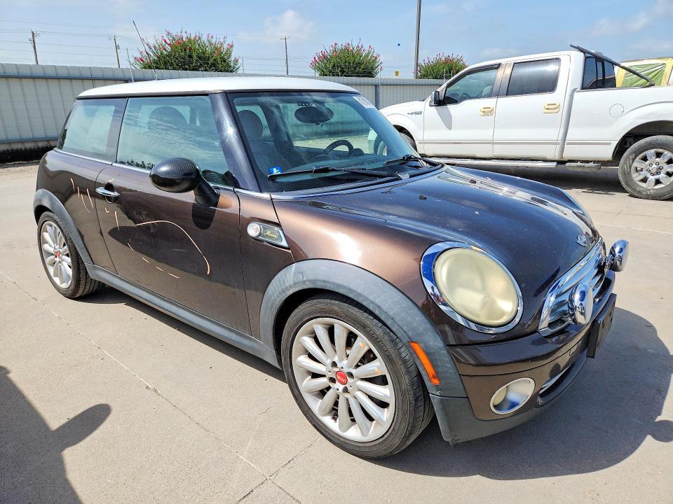 2010 Mini Cooper VIN WMWMF3C53ATZ66607 COPART salvage auction — REAR END, Tx - Salvage Vehicle Title, sold $925 on 2026-08-10 (photo 4)