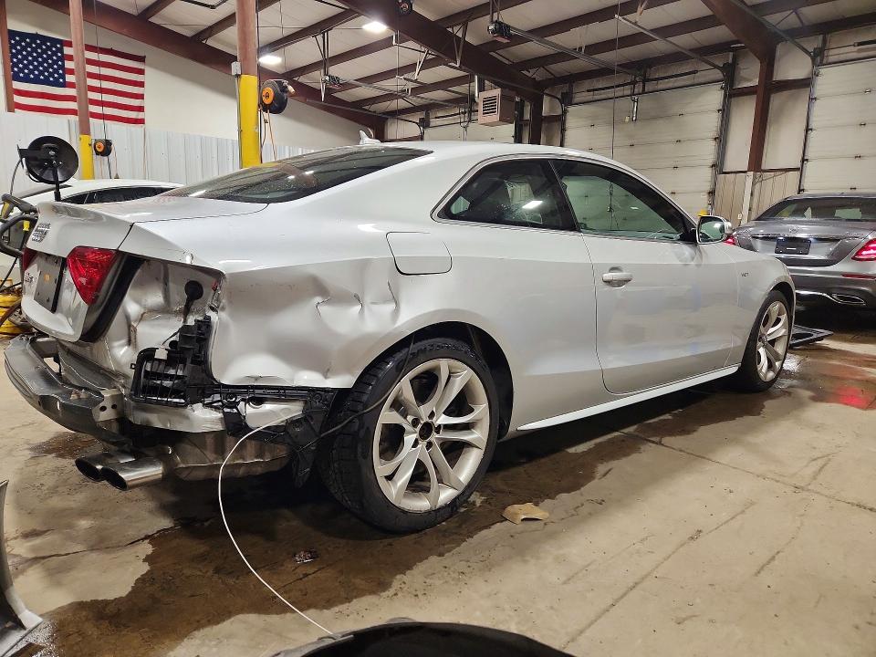 2013 Audi Rs5 VIN WAUCGAFR3DA001015 COPART salvage auction — REAR END, Pa - Certificate Of Salvage, sold $3,050 on 2026-07-28 (photo 3)