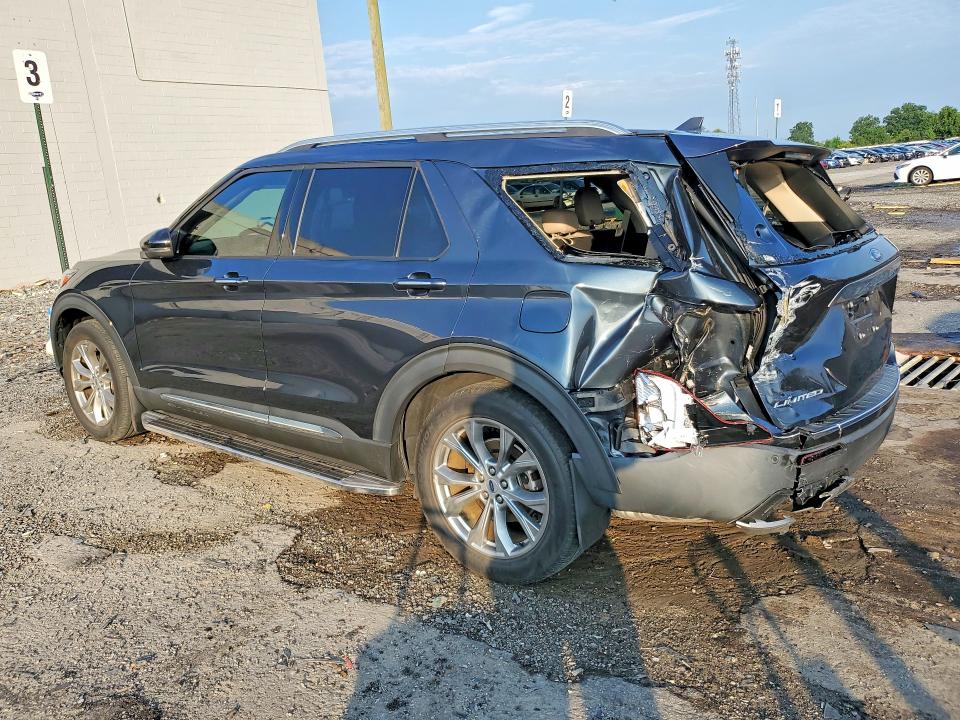 2022 Ford Explorer VIN 1FMSK7FH5NGB45389 COPART salvage auction — REAR END, Va - Cert Of Title - Salvage, sold $7,600 on 2026-07-29 (photo 2)