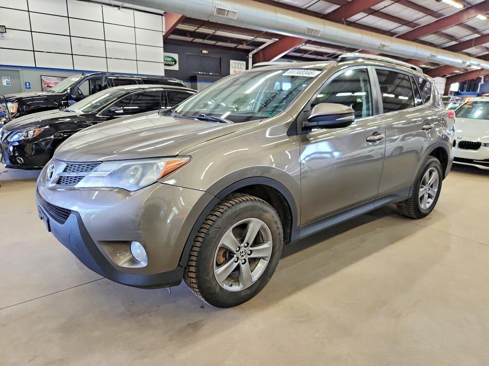 2015 Toyota Rav4 VIN JTMRFREV6FD163459 COPART salvage auction — MINOR DENT/SCRATCHES, VT - CERTIFICATE OF TITLE (P), sold $5,700 on 2026-07-17 (photo 1)