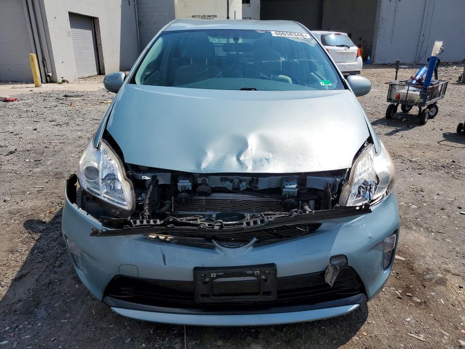 2014 Toyota Prius VIN JTDKN3DU2E1861559 COPART salvage auction — FRONT END, Va - Cert Of Title - Salvage, sold $525 on 2026-07-29 (photo 5)