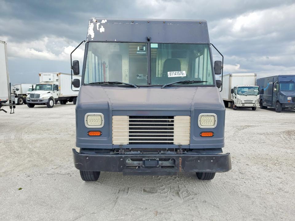 2020 Ford F59 VIN 1F65F5KN8L0A03469 COPART salvage auction — MINOR DENT/SCRATCHES, Fl - Certificate Of Title, sold $14,000 on 2026-09-15 (photo 5)