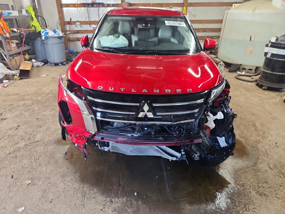 2025 Mitsubishi Outlander VIN JA4J3VA84SZ027935 COPART salvage auction — FRONT END, FL - CERTIFICATE OF DESTRUCTION, sold $1,100 on 2026-07-22 (photo 5)
