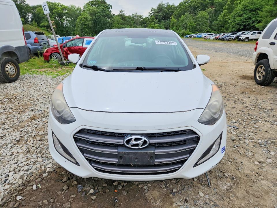 2016 Hyundai Elantra VIN KMHD35LH3GU310410 COPART salvage auction — NORMAL WEAR, Ma - Certificate Of Title, sold $1,850 on 2026-07-21 (photo 5)