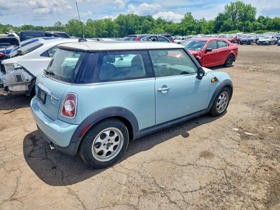 2013 Mini Cooper VIN WMWSU3C54DT684154 COPART salvage auction — MECHANICAL, Ct - Certificate Of Title, sold $550 on 2026-07-14 (photo 3)