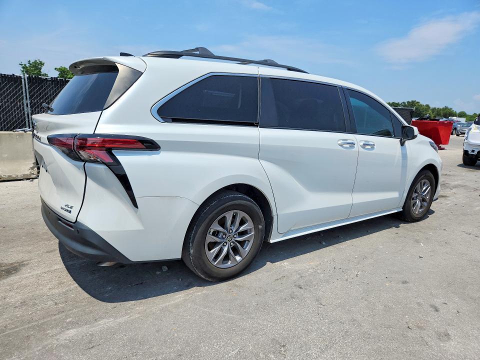 2022 Toyota Sienna VIN 5TDJRKEC5NS091585 COPART salvage auction — FRONT END, IN - CERT OF TITLE-SALVAGE TITLE, sold $21,200 on 2026-08-27 (photo 3)
