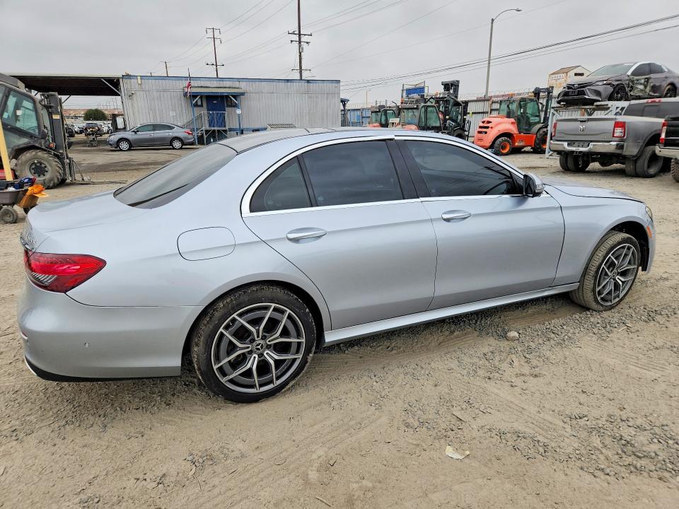 2021 Mercedes-benz E-klasse VIN W1KZF8EB0MA876636 COPART salvage auction — FRONT END, Ct - Dis/Dlr/Exp Only Salvage Title, sold $12,900 on 2026-07-29 (photo 3)