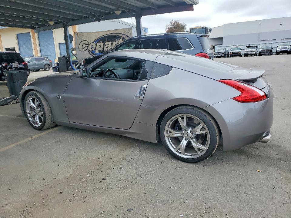 2010 Nissan 370z VIN JN1AZ4EH6AM500032 COPART salvage auction — VANDALISM, Ca - Salvage Certificate, sold $8,900 on 2026-07-16 (photo 2)