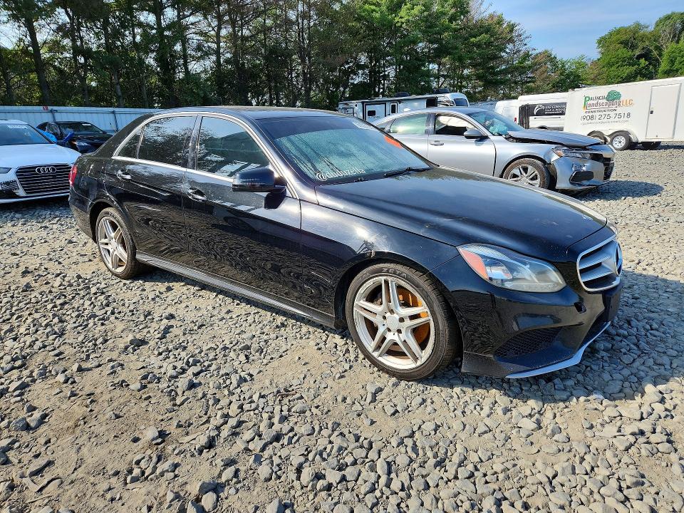 2014 Mercedes-benz E-klasse VIN WDDHF8JB5EA823501 COPART salvage auction — WATER/FLOOD, Nj - Cert Of Title-Salvage Flood, sold $1,800 on 2026-08-12 (photo 4)