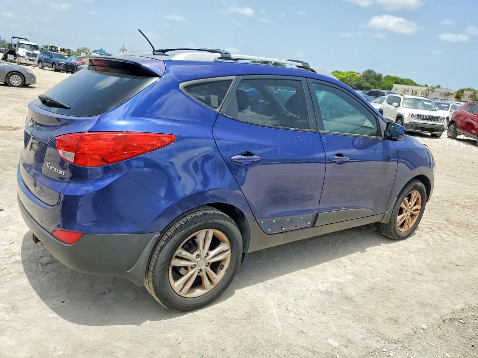 2011 Hyundai Tucson VIN KM8JU3AC6BU219880 COPART salvage auction — REAR END, Ks - Certificate Of Title, sold $1,550 on 2026-07-14 (photo 3)