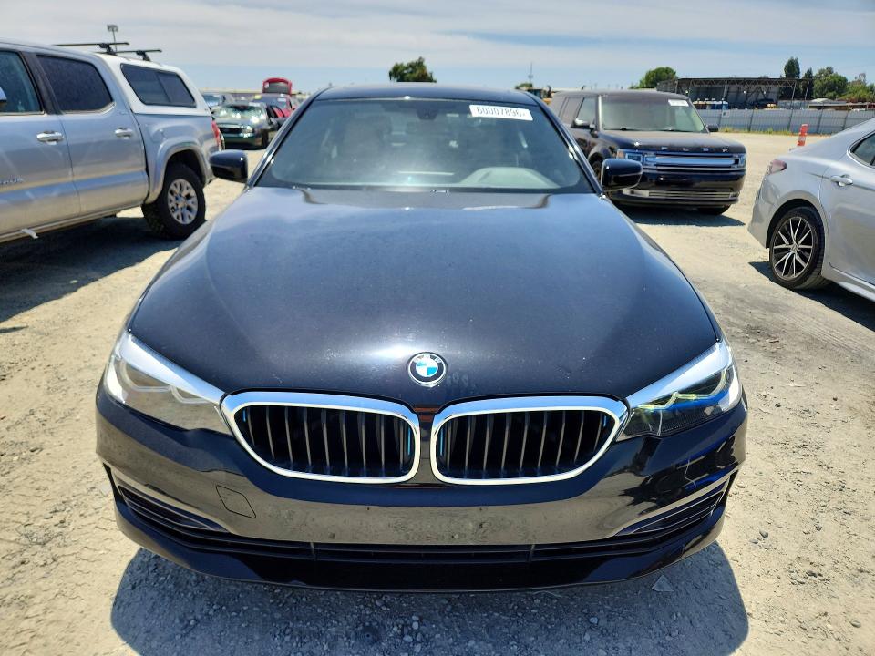 2018 BMW VIN WBAJA9C58JB252031 COPART salvage auction — MINOR DENT/SCRATCHES, Ca - Dis/Dlr/Exp Only Clean Title, sold $7,500 on 2026-07-30 (photo 5)