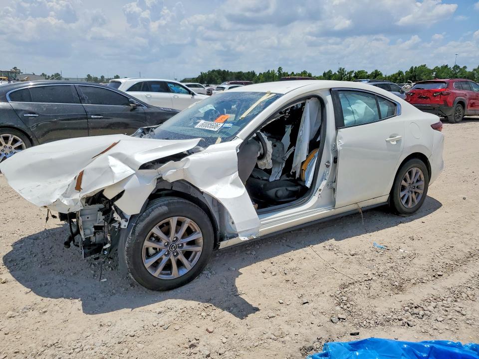 2021 Mazda 3 VIN JM1BPAAL0M1327761 COPART salvage auction — FRONT END, Tx - Salvage Vehicle Title, sold $400 on 2026-07-10 (photo 1)