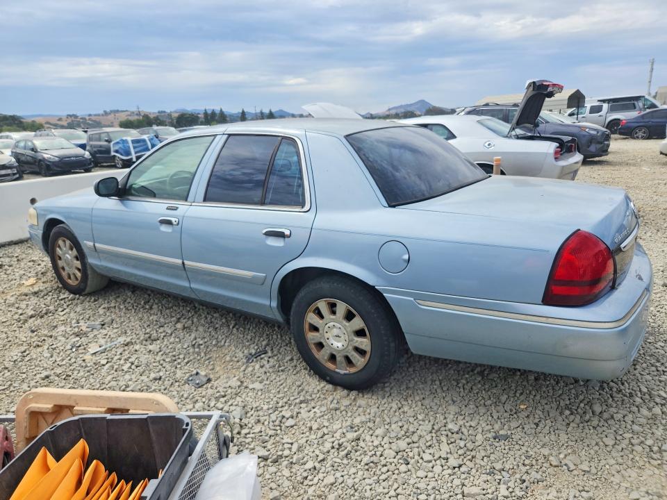 2007 Mercury Grand marquis VIN 2MEHM75W27X616855 COPART salvage auction — MINOR DENT/SCRATCHES, OR - DIS/DLR/EXP ONLY CLEAN TITLE, sold $475 on 2026-07-28 (photo 2)