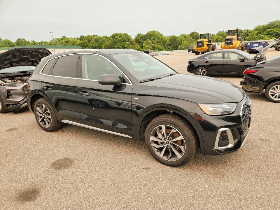 2024 Audi Q5 VIN WA1EAAFY1R2086338 COPART salvage auction — FRONT END, Ny - Certificate Of Title, sold $22,600 on 2026-07-20 (photo 4)