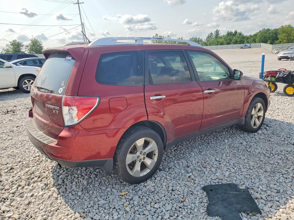 2011 Subaru Forester VIN JF2SHGHC2BH726084 COPART salvage auction — MINOR DENT/SCRATCHES, Mi - Dealer Only Clean Title, sold $1,200 on 2026-07-30 (photo 3)