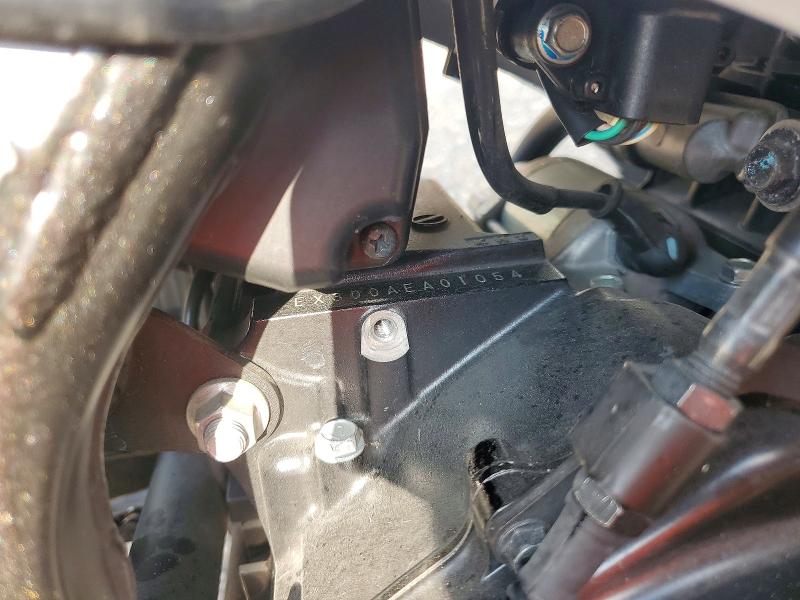 2013 Kawasaki Zg VIN JKAEX8A16DDA01012 COPART salvage auction — NORMAL WEAR, MN - CERT OF TITLE-PRIOR SALVAGE, sold $1,150 on 2026-07-27 (photo 9)