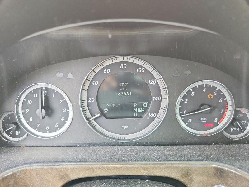 2010 Mercedes-benz E-class VIN WDDHF8HB1AA113480 COPART salvage auction — MINOR DENT/SCRATCHES, Fl - Certificate Of Title, sold $200 on 2026-07-28 (photo 9)