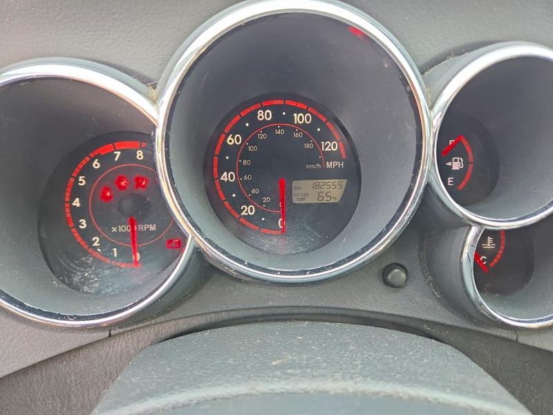 2005 Pontiac Vibe VIN 5Y2SL63875Z456536 COPART salvage auction — FRONT END, Qc - Gravement Accidente, sold $200 on 2026-08-18 (photo 9)