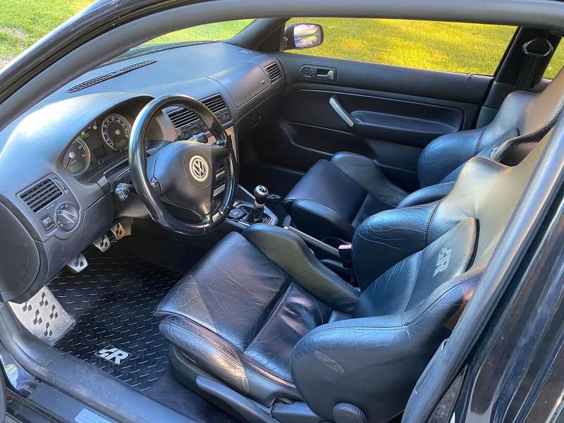 2004 Volkswagen R32 VIN WVWKG61J34D133137 COPART salvage auction — NORMAL WEAR, Md - Cert Of Title-Rebuilt Salvage (P), sold $21,000 on 2026-07-31 (photo 5)