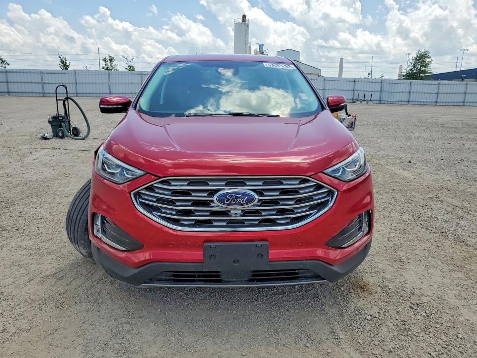 2024 Ford Edge VIN 2FMPK4K98RBA19673 COPART salvage auction — SIDE, IA - CERT OF TITLE-SALVAGE TITLE, sold $11,400 on 2026-08-19 (photo 5)